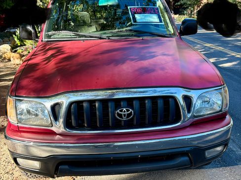 Used 2004 Toyota Tacoma 4x4 Xtracab V6 w/ Convenience Pkg image 5