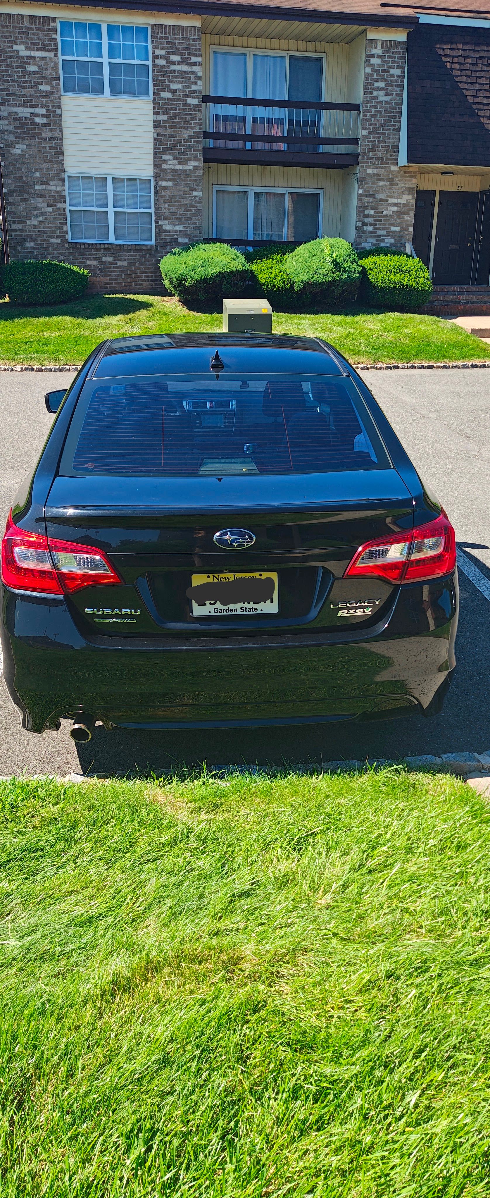 Used 2015 Subaru Legacy 2.5i AWD/4WD image 5