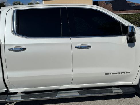 Used 2020 GMC Sierra 1500 SLT w/ SLT Premium Plus Package image 10