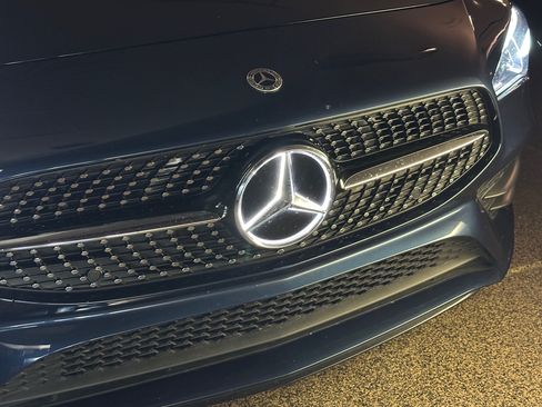 Used 2023 Mercedes-Benz CLA 250 image 4