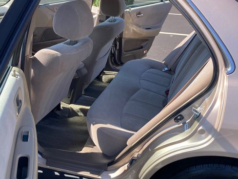 Used 2000 Honda Accord LX image 11