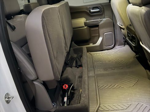 Used 2020 Chevrolet Silverado 1500 LTZ image 9