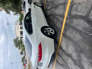 Used 2018 Jaguar XF RWD image 2
