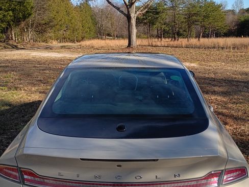 Used 2016 Lincoln MKZ w/ Equipment Group 300A Reserve image 8