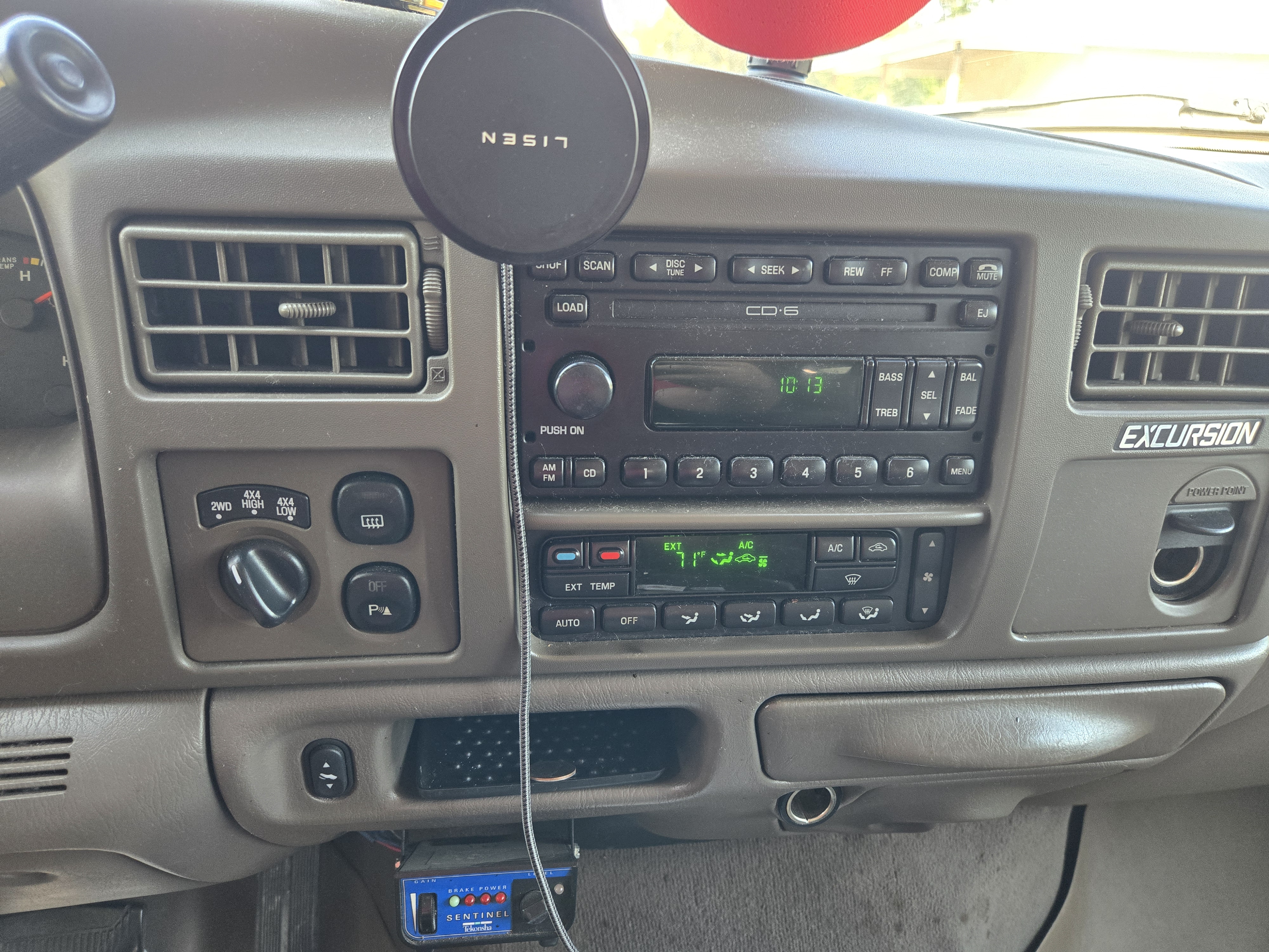Used 2002 Ford Excursion Limited AWD/4WD image 16