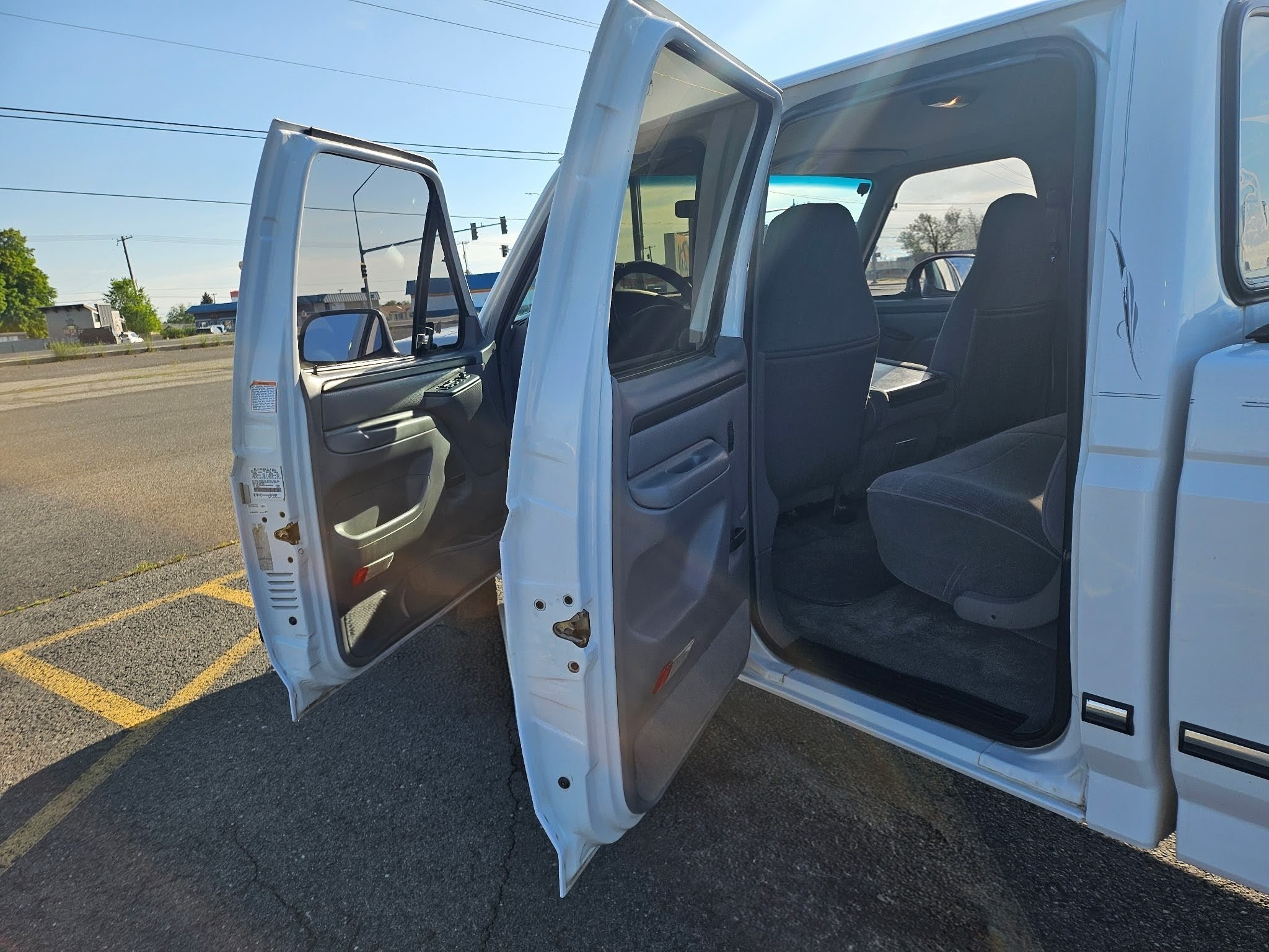 Used 1997 Ford F250 4x4 Crew Cab Heavy Duty image 8