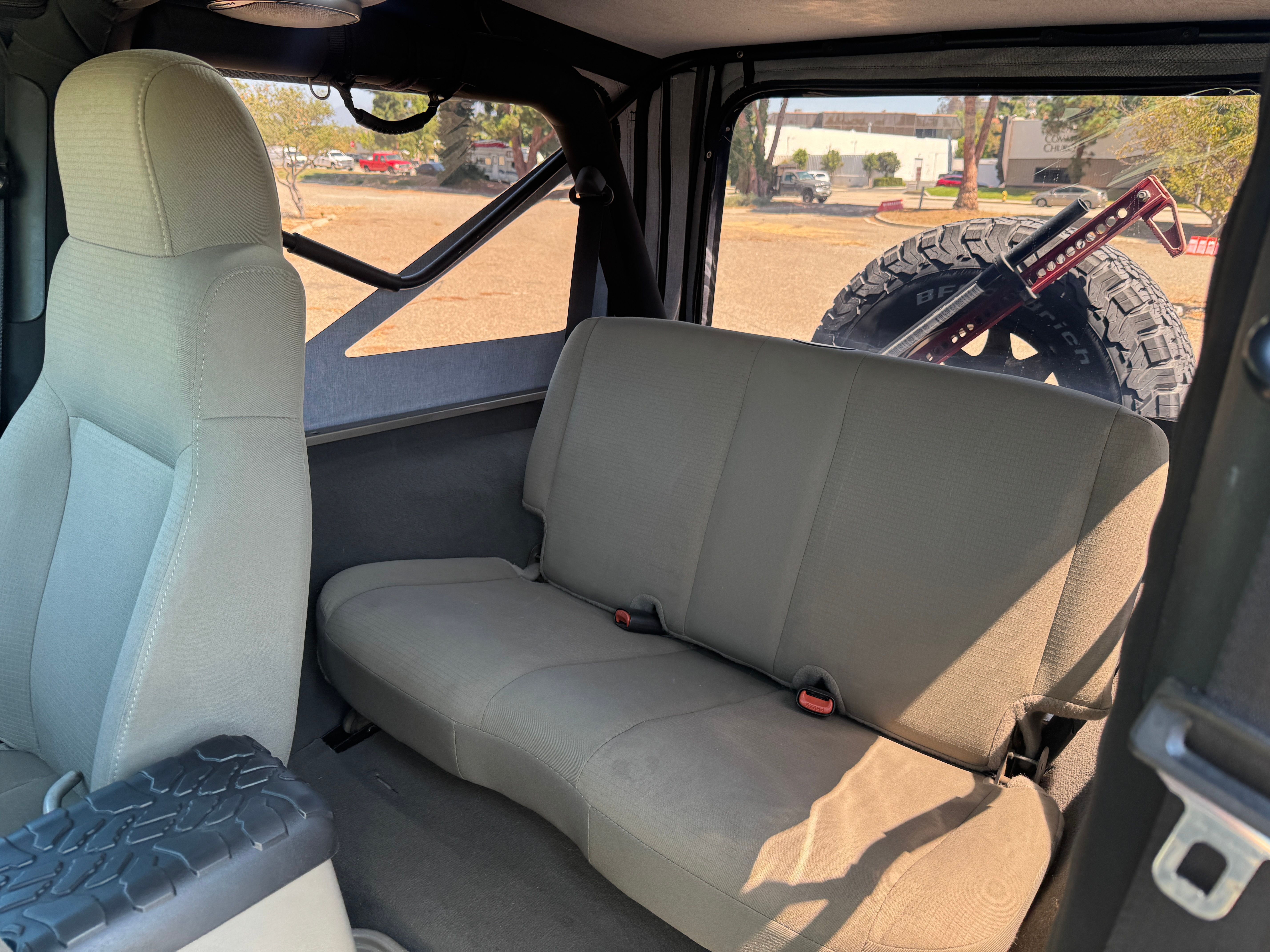 Used 2006 Jeep Wrangler Unlimited AWD/4WD image 12