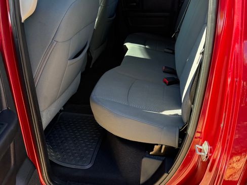 Used 2013 RAM 1500 Express RWD image 4