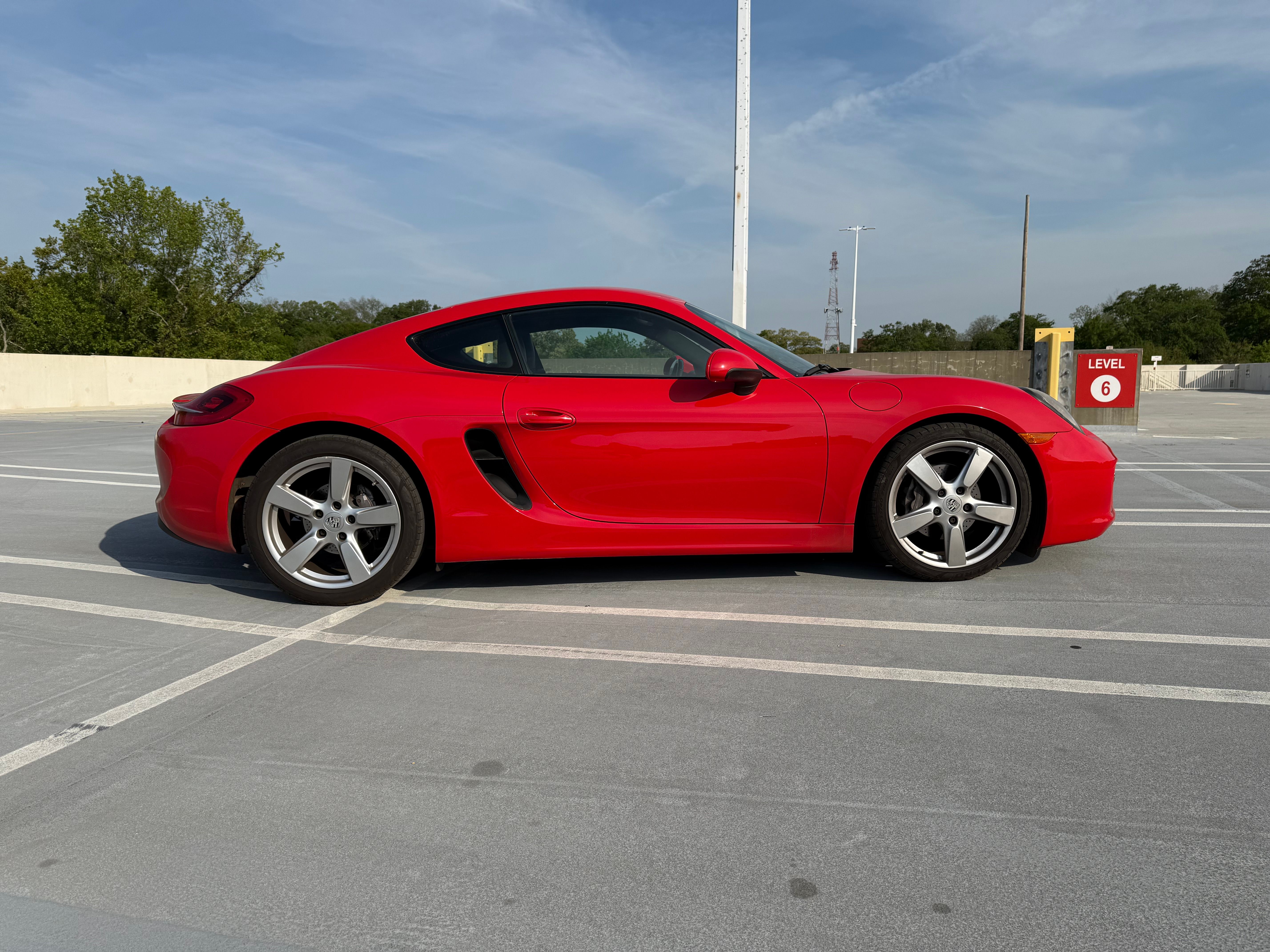 Used 2014 Porsche Cayman RWD image 1