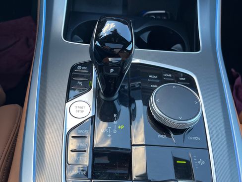 Used 2023 BMW X5 xDrive45e image 10