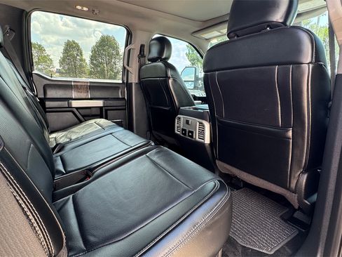 Used 2017 Ford F250 Lariat w/ Lariat Ultimate Package image 24