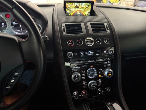 Used 2013 Aston Martin V8 Vantage S image 4