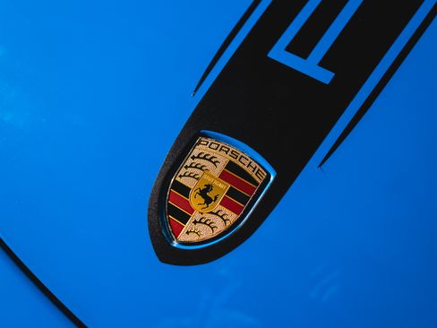 Used 2022 Porsche 718 Cayman GTS image 2