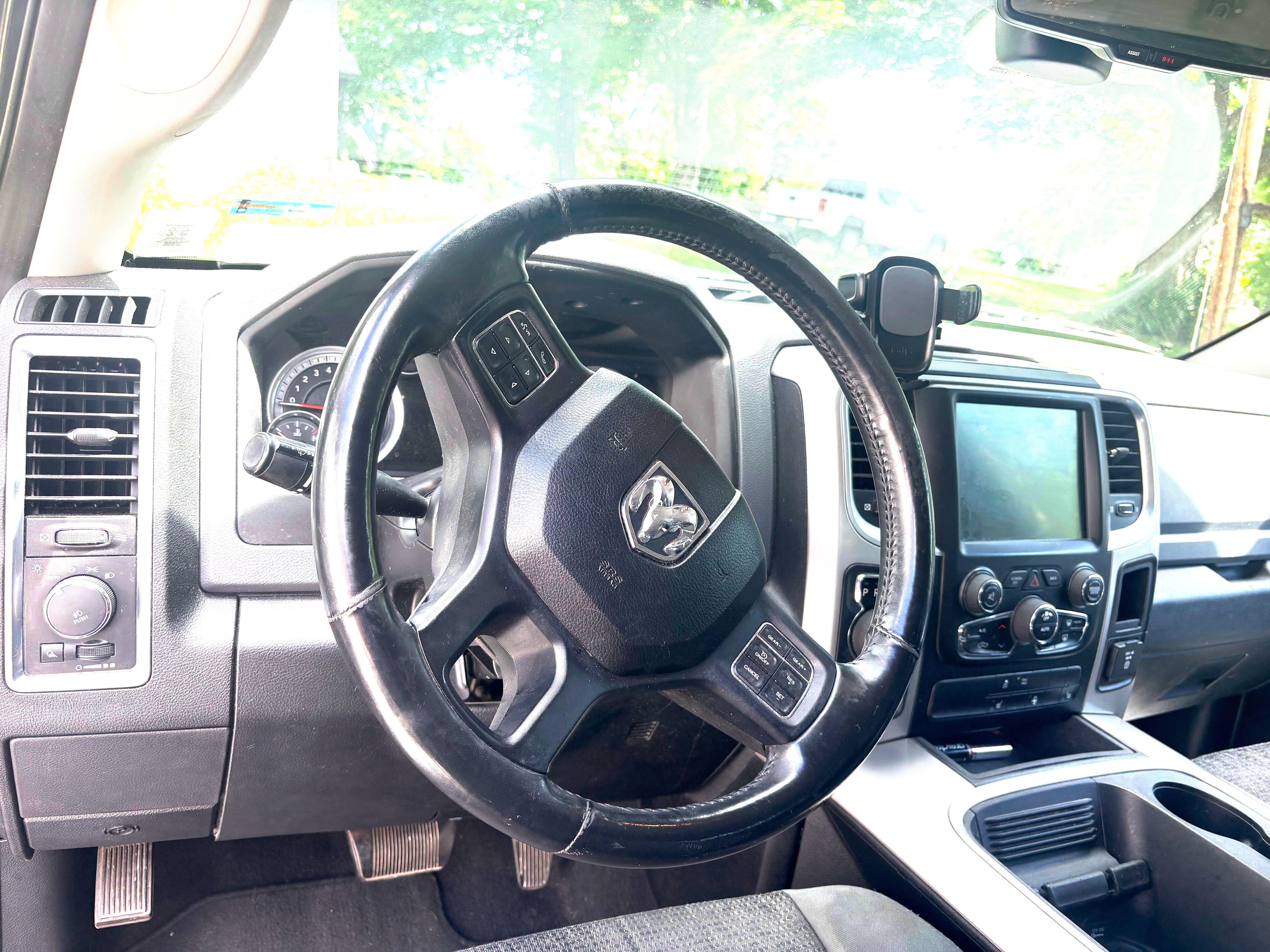 Used 2015 RAM 1500 Big Horn AWD/4WD image 20