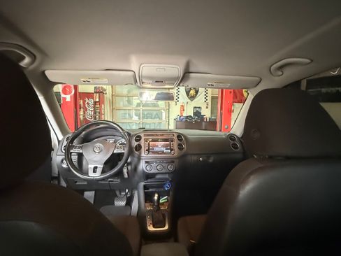 Used 2015 Volkswagen Tiguan S AWD/4WD image 12