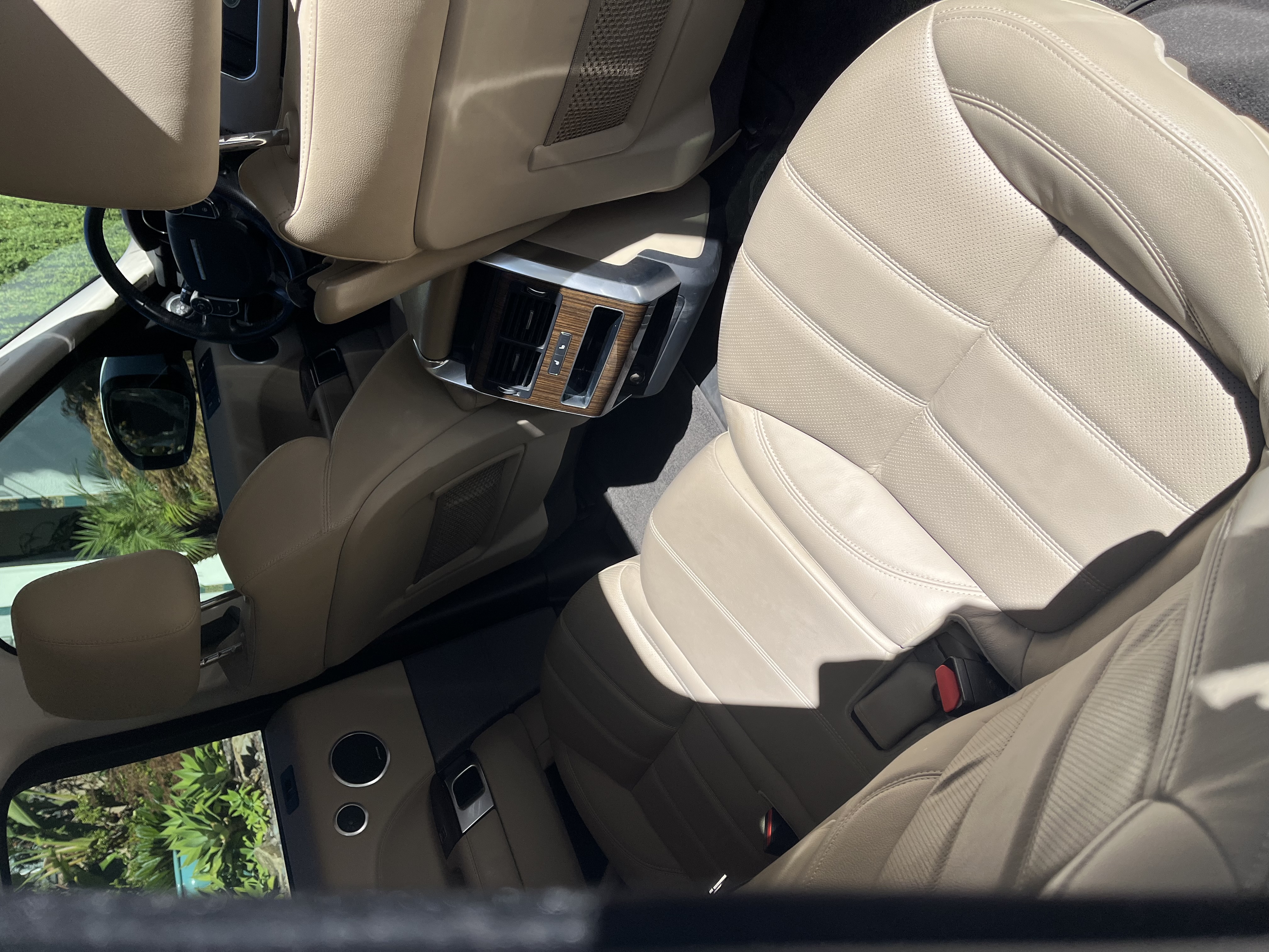 Used 2016 Land Rover Range Rover Sport SE AWD/4WD image 14