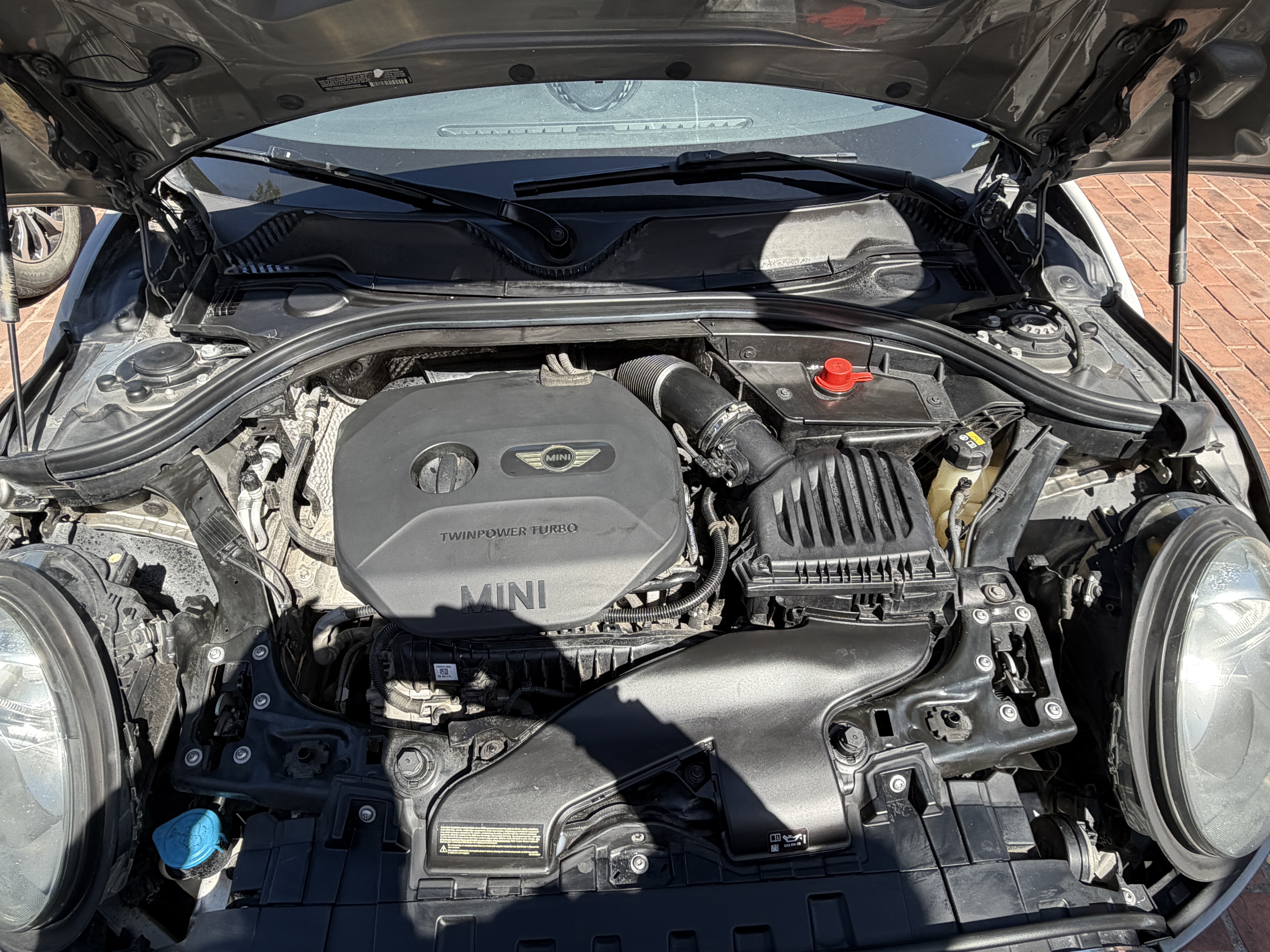 Used 2016 MINI Cooper Clubman FWD image 5
