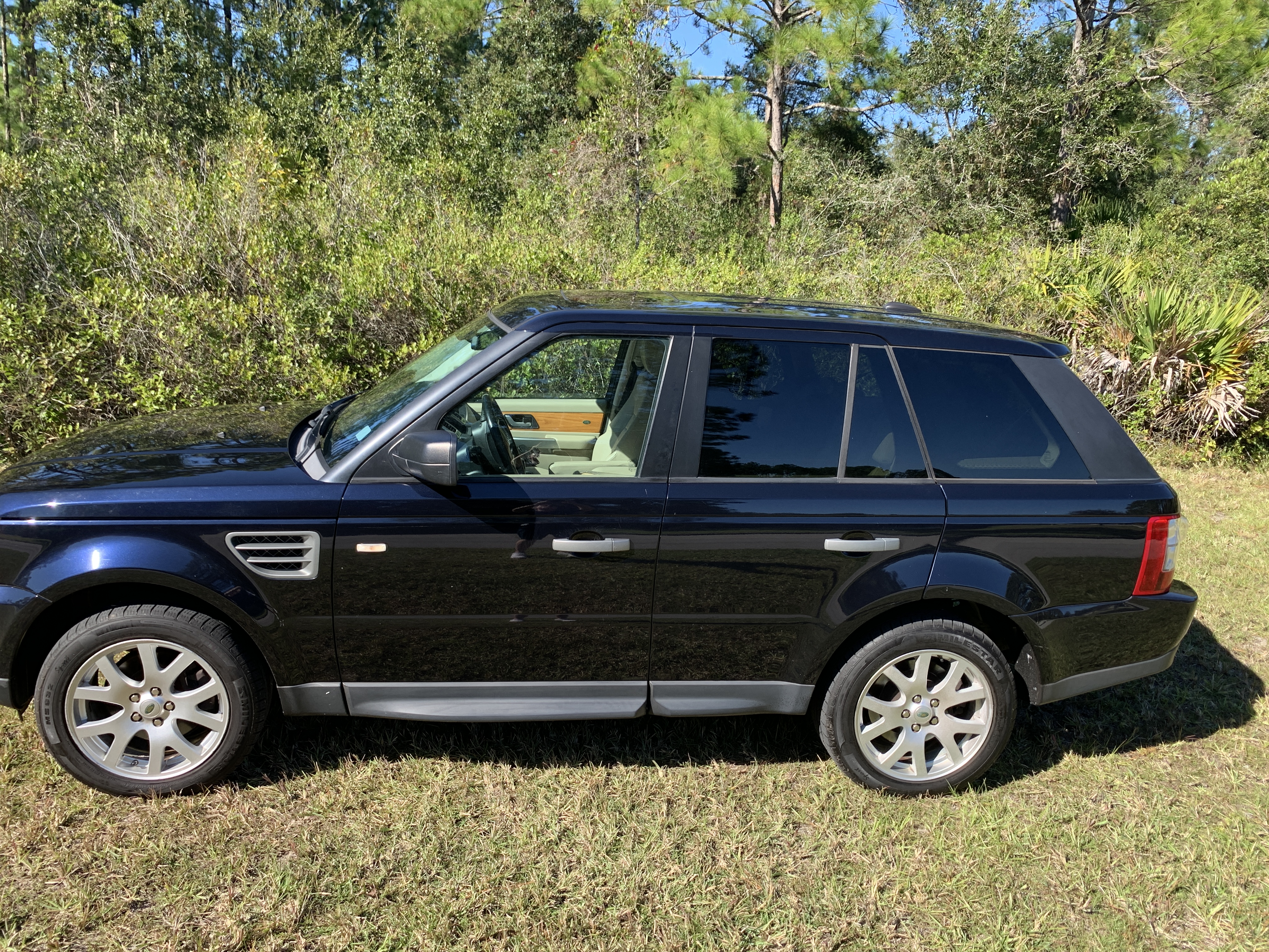 Used 2009 Land Rover Range Rover Sport HSE AWD/4WD image 6
