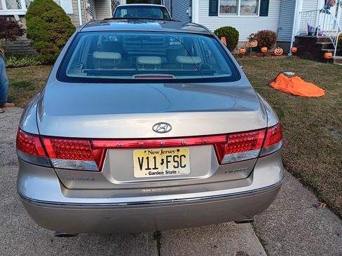 Used 2006 Hyundai Azera Limited image 11