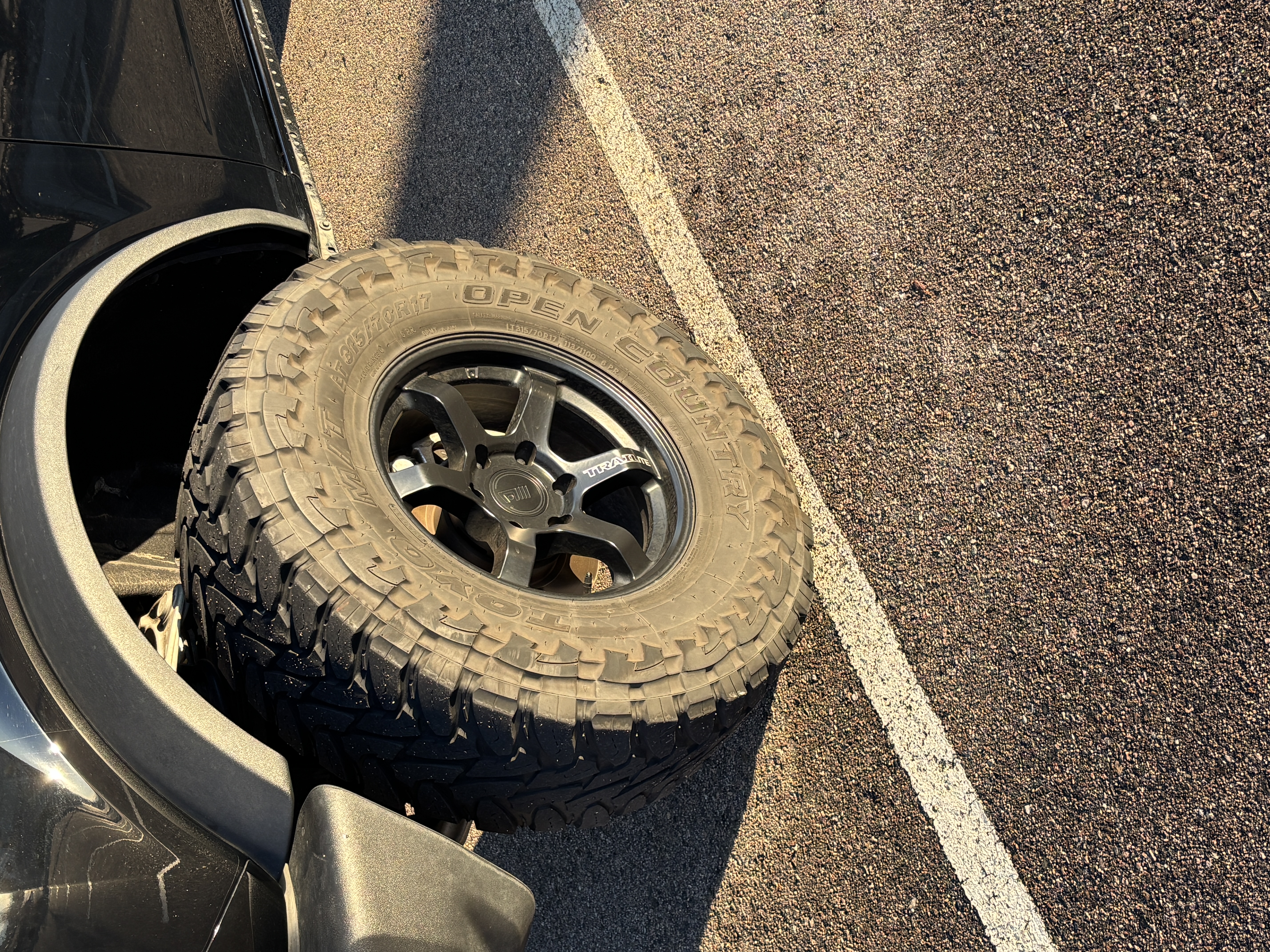 Used 2022 Ford Bronco 4-Door AWD/4WD image 16
