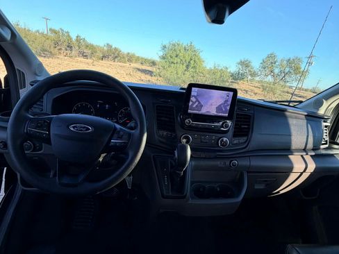 Used 2020 Ford Transit 250 Medium Roof image 21