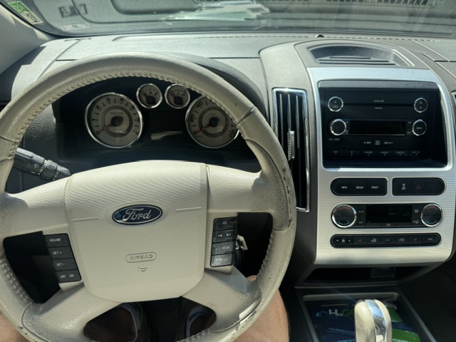 Used 2009 Ford Edge SEL FWD image 5