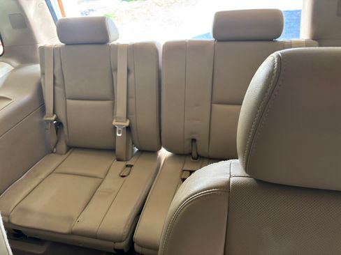 Used 2013 Chevrolet Tahoe LTZ image 28