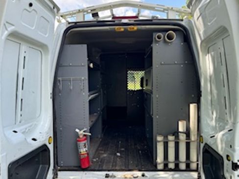 Used 2013 Ford Transit Connect XLT image 6