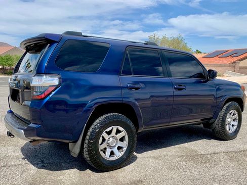 Used 2015 Toyota 4Runner Trail AWD/4WD image 8