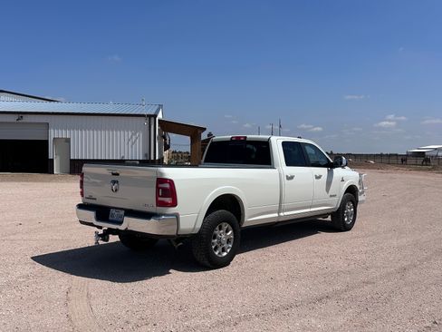 Used 2021 RAM 3500 Laramie AWD/4WD image 5