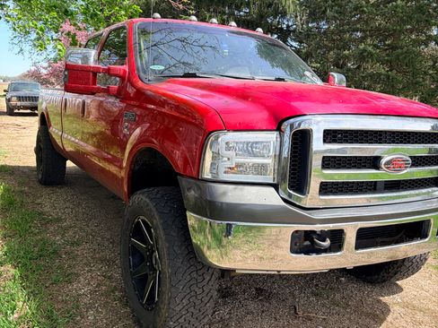 Used 1999 Ford F350 4x4 Crew Cab DRW Super Duty image 2