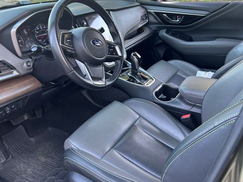 Used 2020 Subaru Outback Onyx Edition XT w/ Popular Package #2 image 9