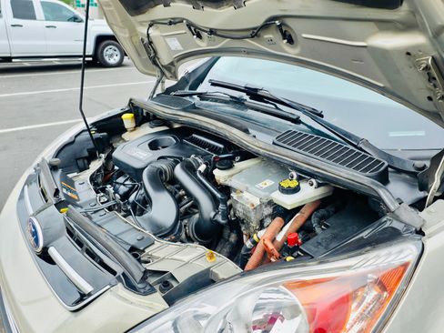 Used 2016 Ford C-MAX Energi SEL w/ Equipment Group 302A image 9