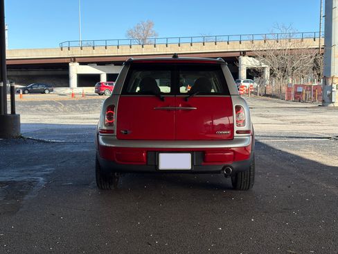 Used 2011 MINI Cooper Clubman image 4