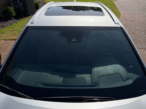Used 2020 Lexus UX 200 F Sport w/ F Sport Premium Package FWD image 12