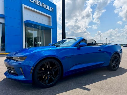 Used 2017 Chevrolet Camaro LT w/ RS Package RWD image 11
