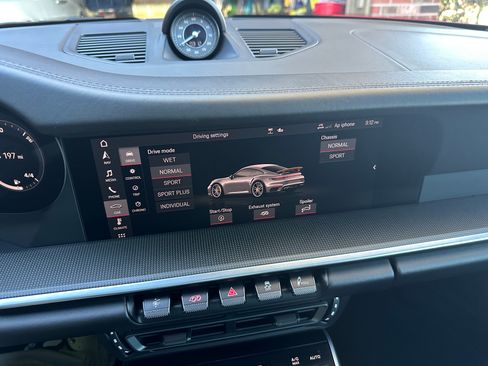 Used 2021 Porsche 911 Turbo S image 12