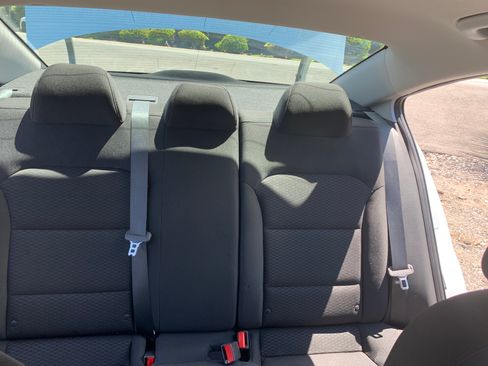 Used 2020 Hyundai Elantra SEL w/ Cargo Package (C1) FWD image 15