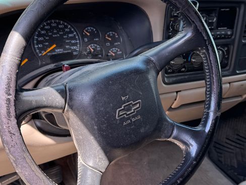 Used 2001 Chevrolet Silverado 1500 4x4 Regular Cab image 11