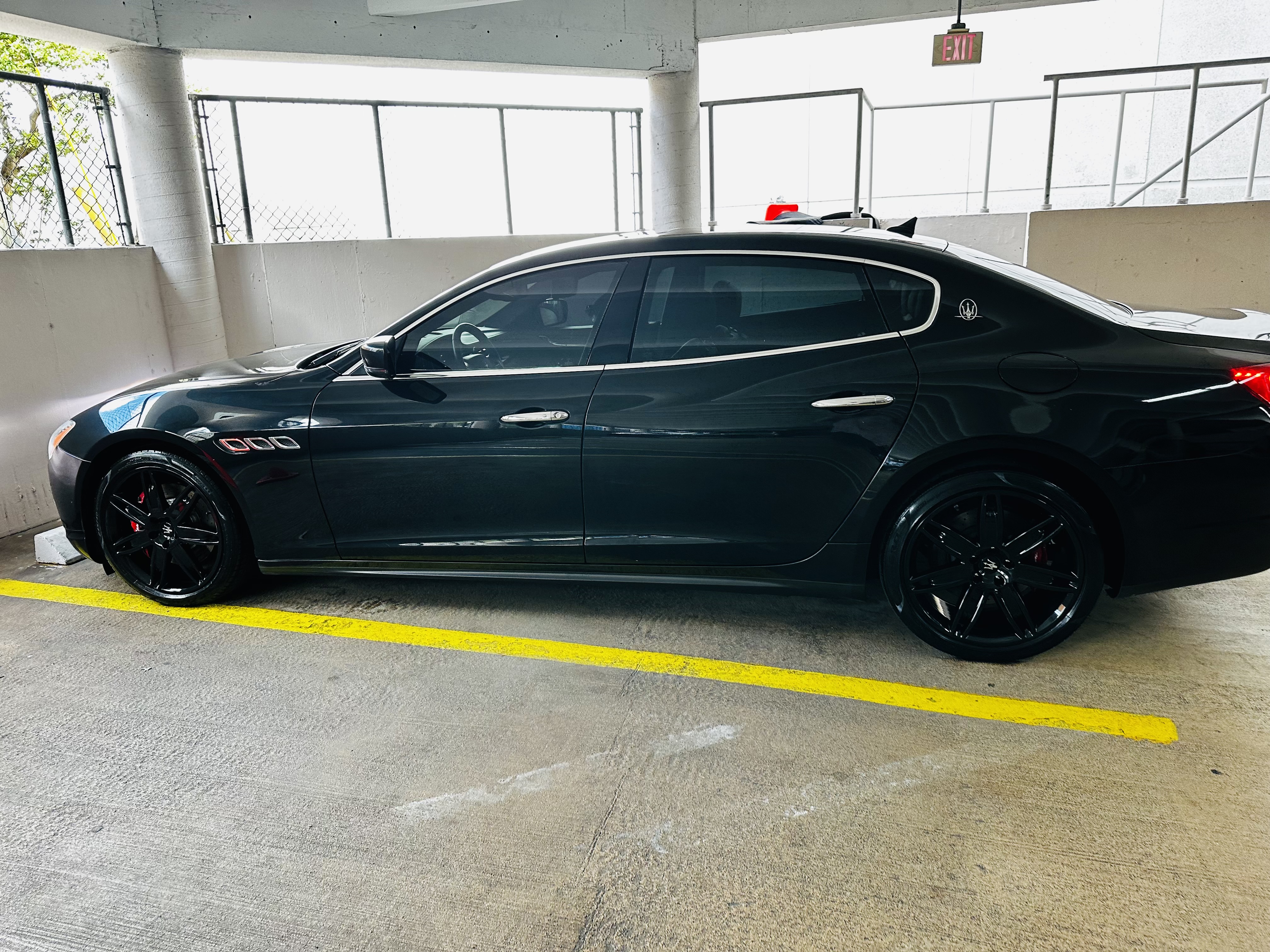 Used 2014 Maserati Quattroporte S Q4 AWD/4WD image 2