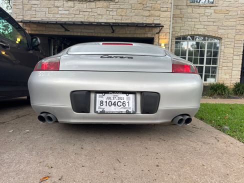 Used 2001 Porsche 911 Cabriolet 2D image 11