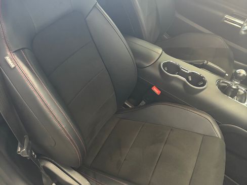 Used 2016 Ford Mustang GT Premium image 11