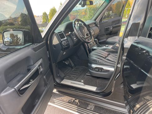 Used 2011 Land Rover Range Rover Supercharged image 9