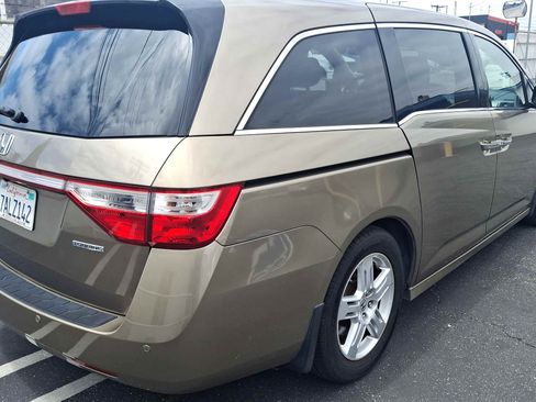 Used 2013 Honda Odyssey Touring Elite image 5