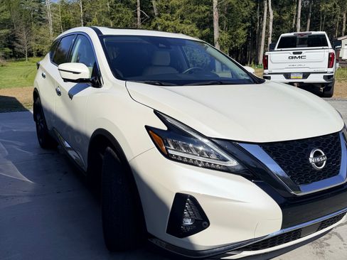 Used 2024 Nissan Murano SL AWD/4WD image 2
