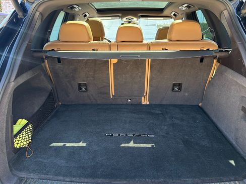 Used 2015 Porsche Cayenne S image 10