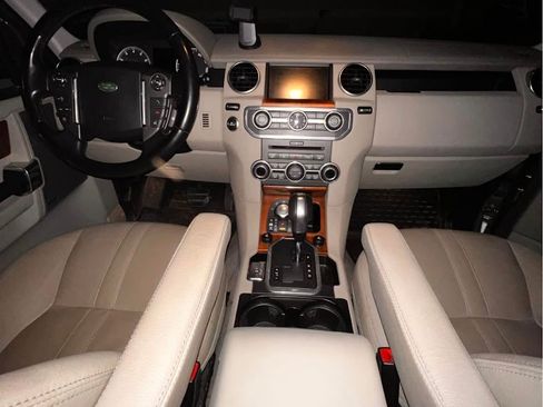 Used 2010 Land Rover LR4 HSE image 5