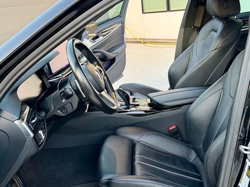 Used 2023 BMW 530e w/ M Sport Package RWD image 12