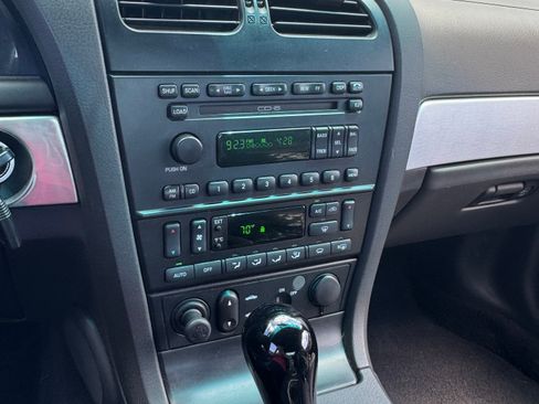 Used 2002 Ford Thunderbird RWD image 13