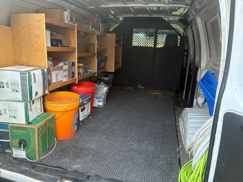 Used 2012 Ford E-150 and Econoline 150 w/ PWR Group RWD image 10